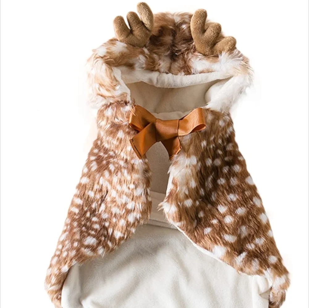 BNWOT Adorable Elk Hooded Cape for Dogs